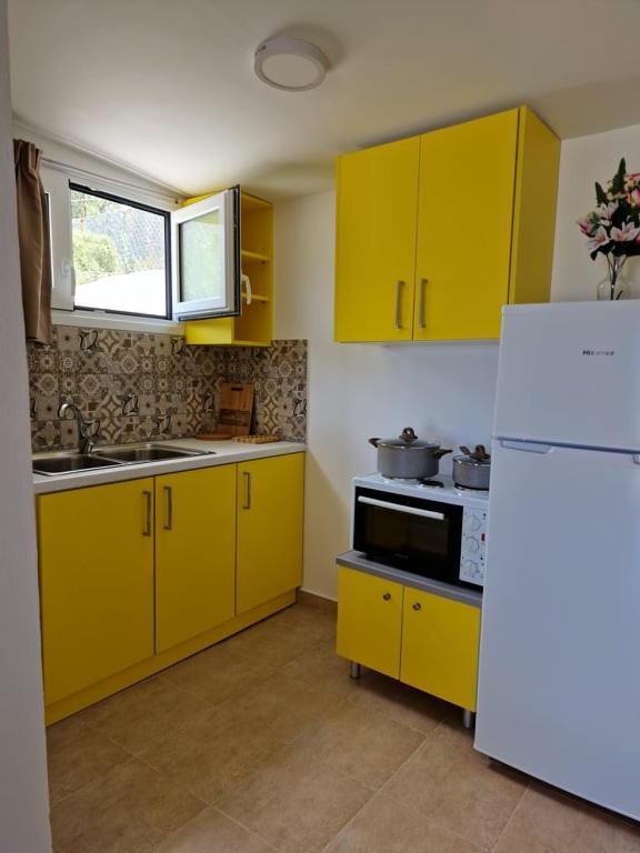 Ferienwohnung Solymar Prive Archangelos  Exterior foto