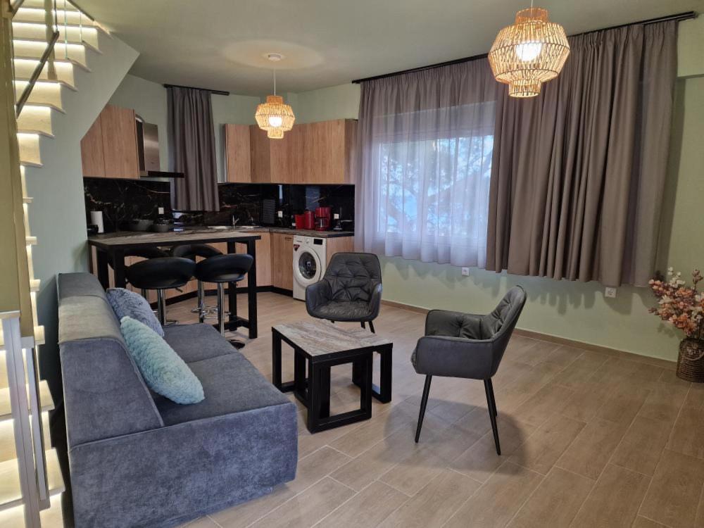 Ferienwohnung Solymar Prive Archangelos  Exterior foto