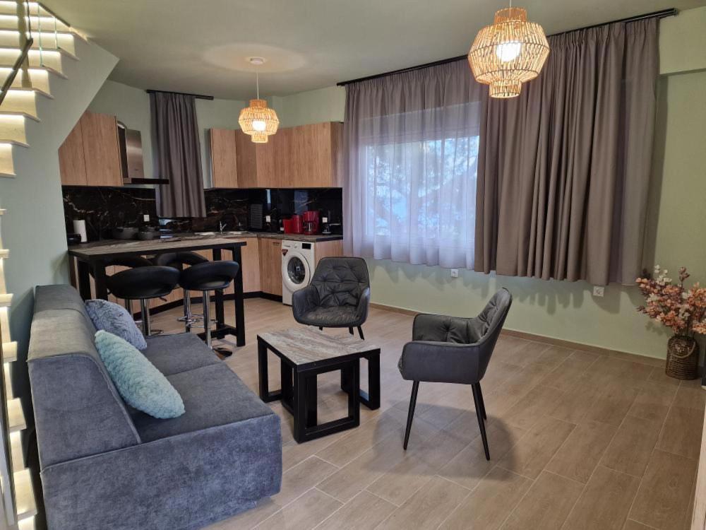 Ferienwohnung Solymar Prive Archangelos  Exterior foto